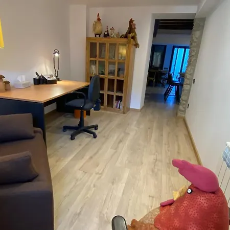 Pis Turistic De 170 M2 A La Placa Porxada De * Bagá